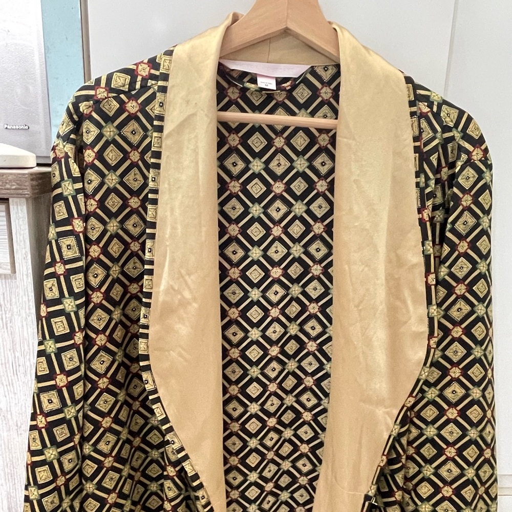Victoria’s Secret satin robe size M